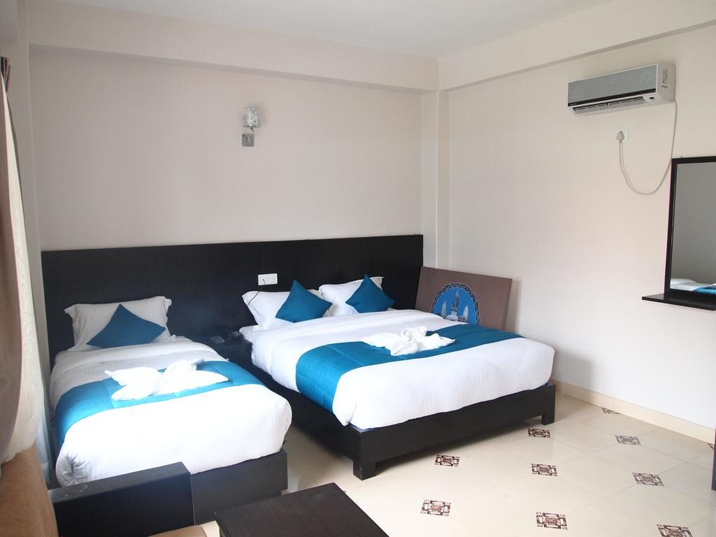 Hotel Swapna Bagh- Your Place Pokhara Buitenkant foto