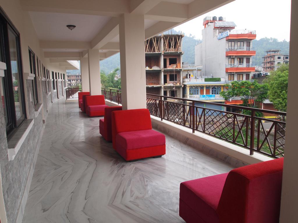 Hotel Swapna Bagh- Your Place Pokhara Buitenkant foto